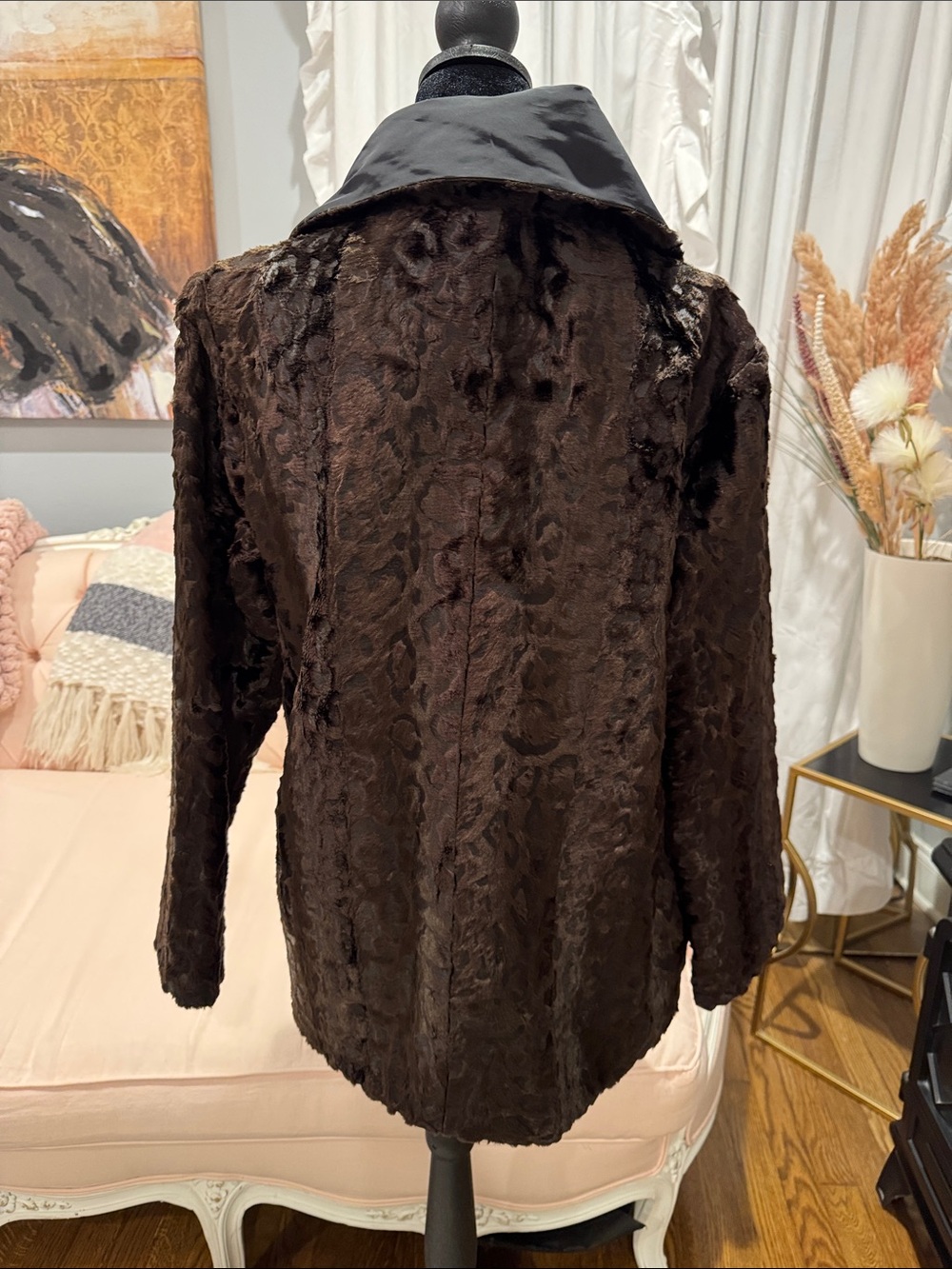 Women's Brown Faux Fur Textured Jacket with Contrast Collar REVERSIBLE - Picture 6 of 7